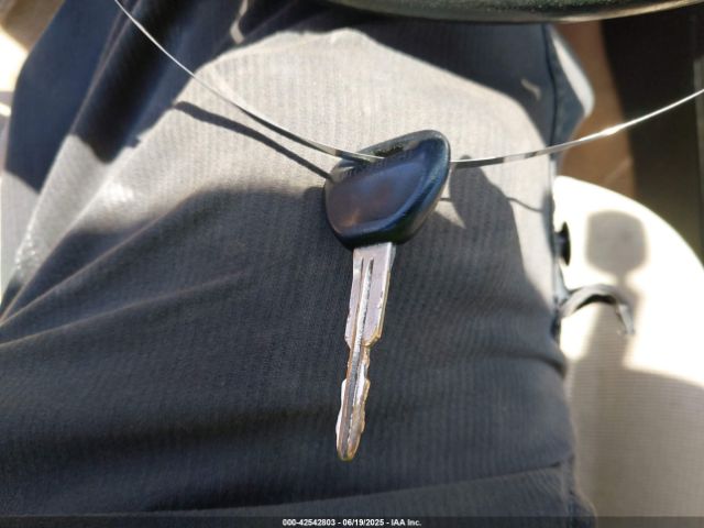 2001 MITSUBISHI MIRAGE JA3AY26CX1U041643 Photo 10