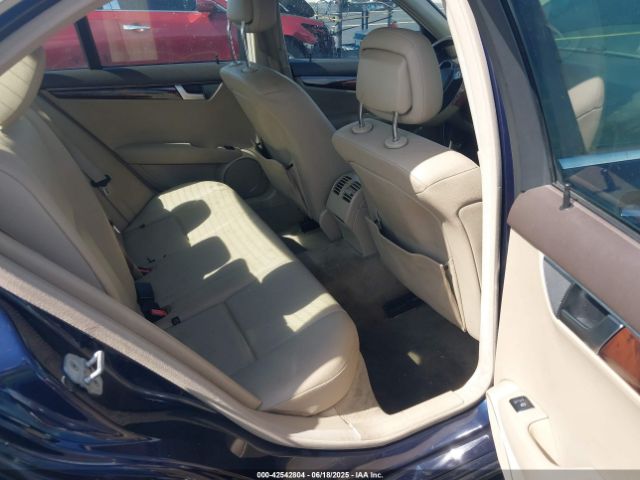 2014 MERCEDES-BENZ C 250 WDDGF4HB3EA967462 Photo 7