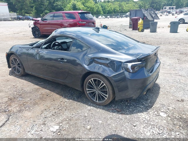 Scion 2000cc na 2015 JF1ZNAA11F8713673 Image 3