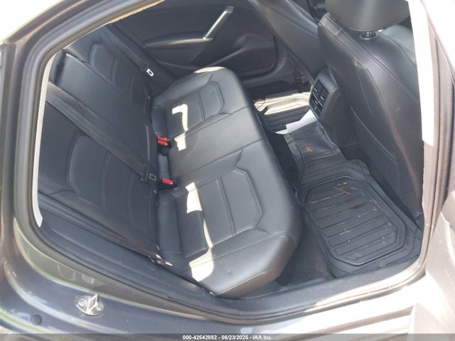 Volkswagen Passat 2016 1VWBT7A36GC024813 Image 8