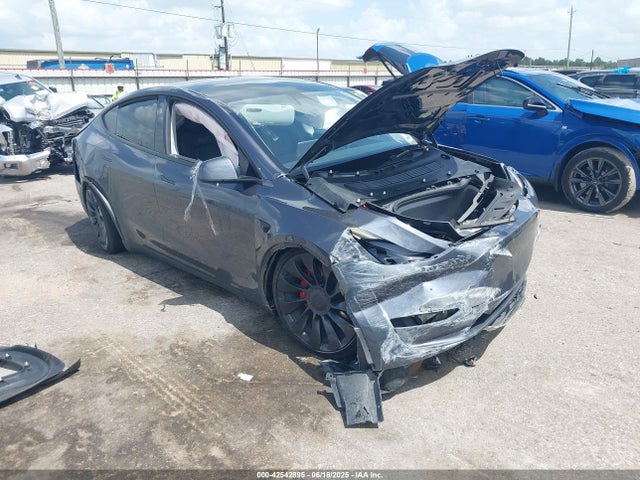 2023 TESLA MODEL Y 7SAYGDEF9PF940492 Photo 0