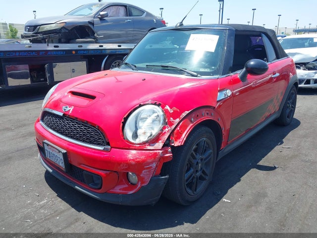 2013 MINI CONVERTIBLE WMWZP3C53DT705159 Photo 1