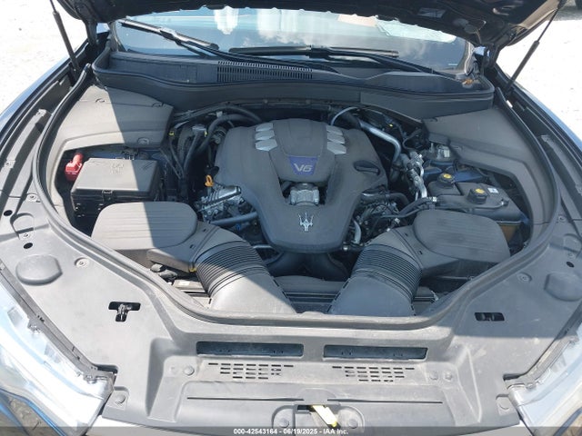 ZN661YUL0KX324732 Maserati m156e
