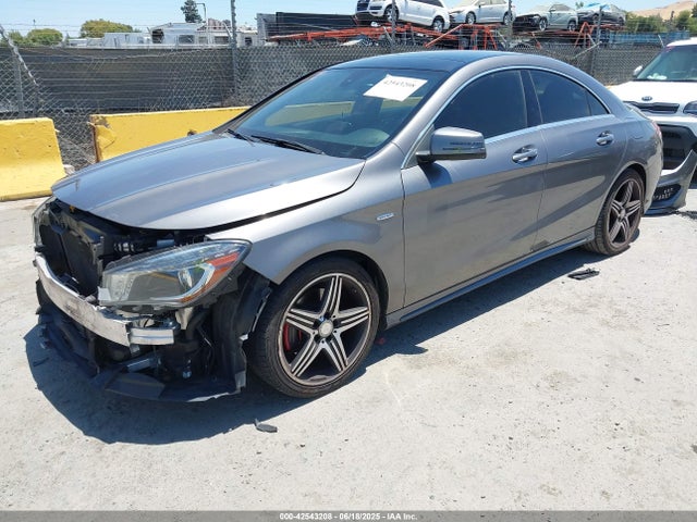 WDDSJ4EB9GN374133 Mercedes-Benz 2016