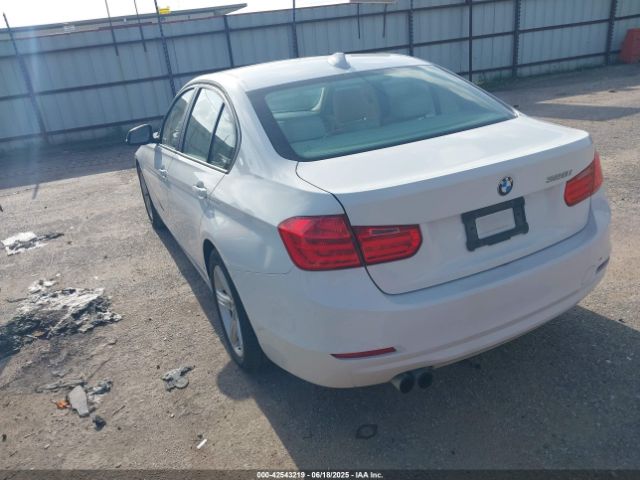 2012 BMW 328I WBA3A5C53CF346962 Photo 2
