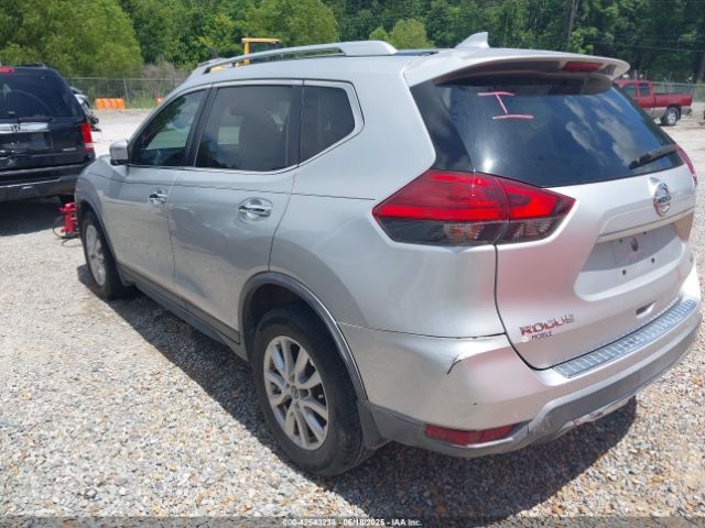 2017 NISSAN ROGUE KNMAT2MT7HP554571 Photo 2