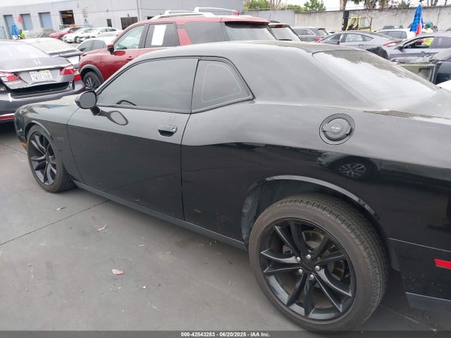 2C3CDZBT1GH125712 Dodge 2016