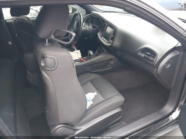 2C3CDZBT1GH125712 Dodge 2016