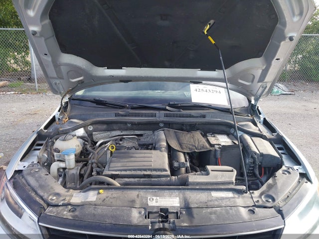 3VW267AJ2GM298451 Volkswagen Jetta