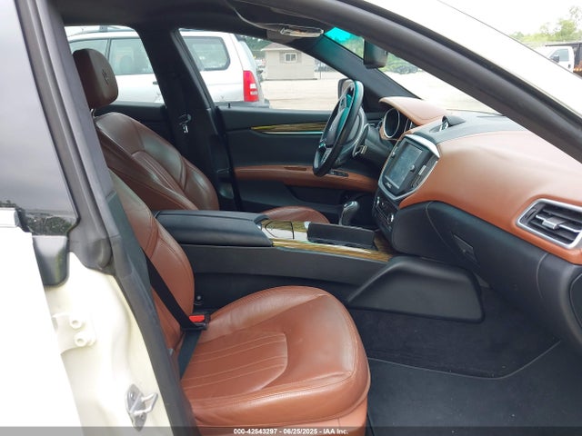 ZAM57XSA8F1146127 Maserati m156d