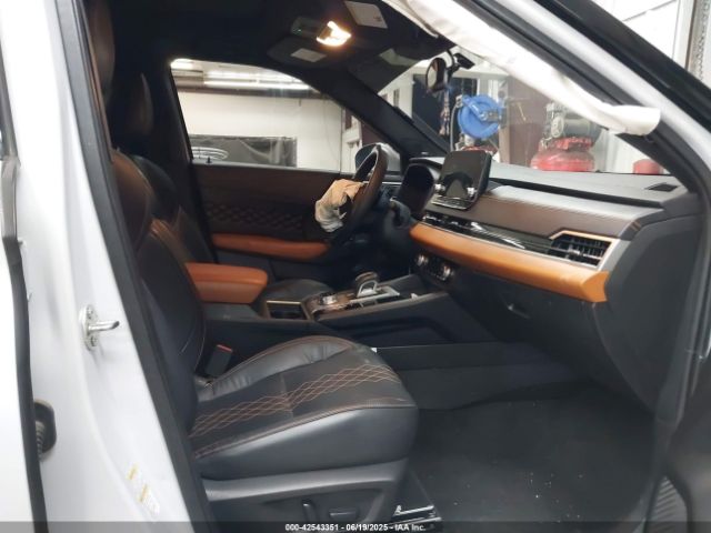 2022 MITSUBISHI OUTLANDER JA4J4VA81NZ091481 Photo 4