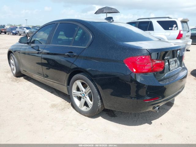 2015 BMW 320I WBA3C3G59FNT51358 Photo 2