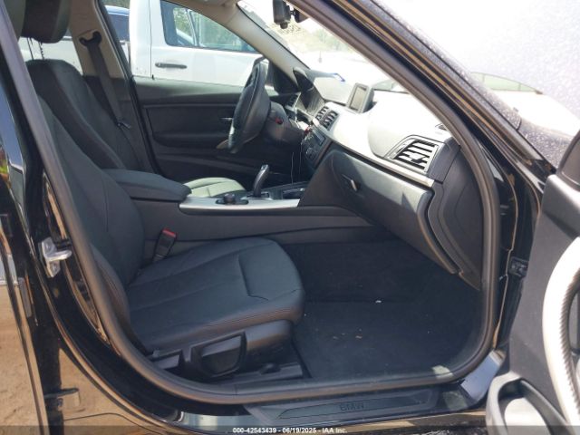 2015 BMW 320I WBA3C3G59FNT51358 Photo 4