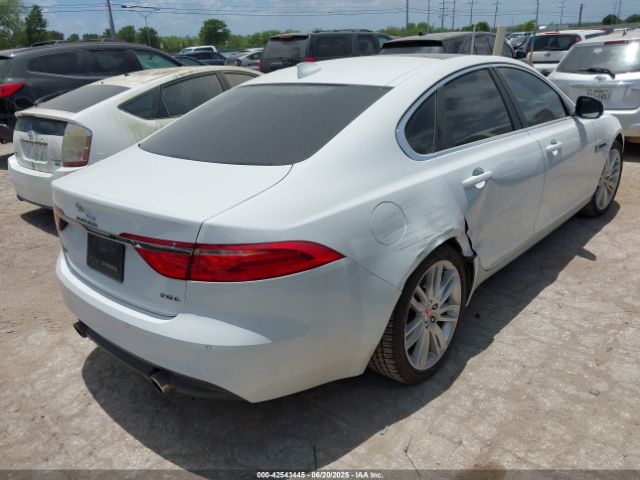 2016 JAGUAR XF SAJBE4BV6GCY09619 Photo 3