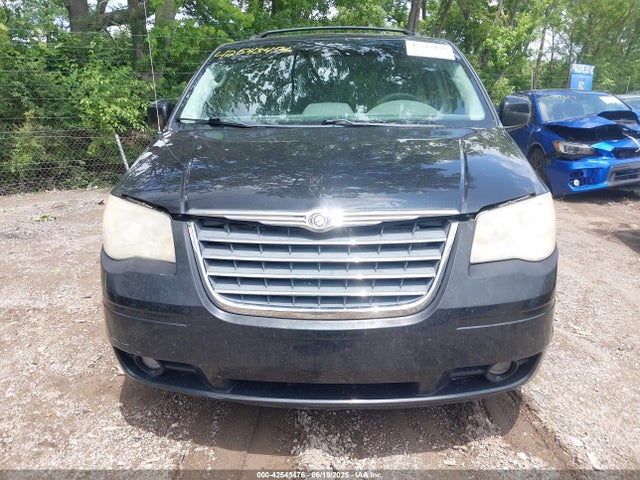2010 Chrysler Town & Country Touring მანქანა იყიდება აუქციონზე, vin: 2A4RR5D15AR305122, აუქციონის ნომერი: 42543476