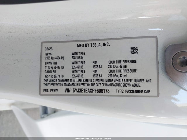 2023 TESLA MODEL 3 5YJ3E1EAXPF606178 Photo 8