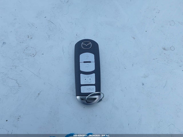 3MZBM1U70FM130485 Mazda pe