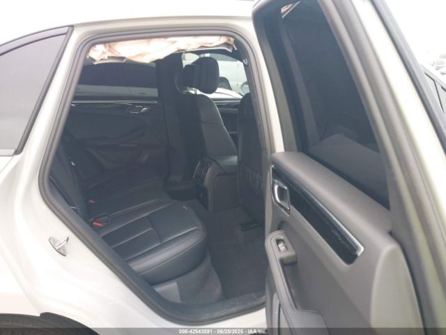 2024 PORSCHE MACAN WP1AA2A59RLB11180 Photo 7