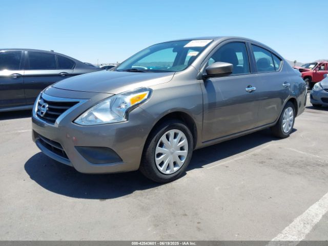 3N1CN7AP0GL894732 Nissan 2016