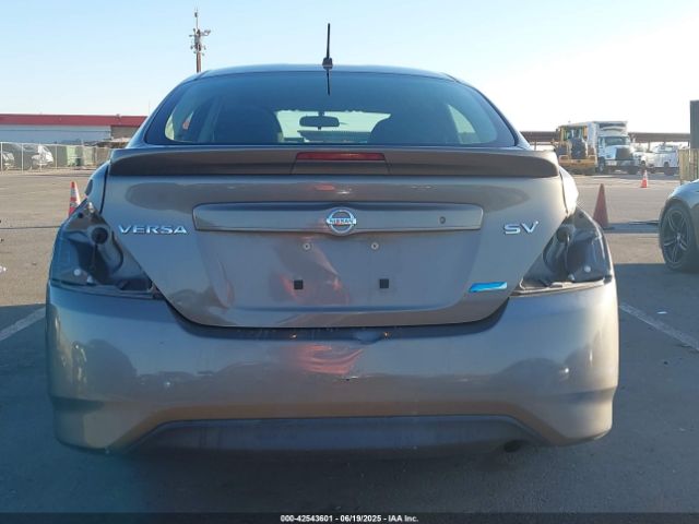 3N1CN7AP0GL894732 Nissan 2016