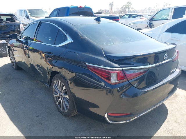 58AB21B17KU002892 Lexus a25a-fxs, 3nm