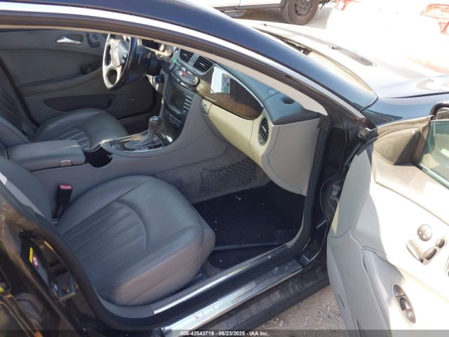 2007 MERCEDES-BENZ CLS 550 WDDDJ72X77A099959 Photo 4