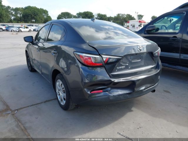 2019 TOYOTA YARIS 3MYDLBYV8KY510157 Photo 2