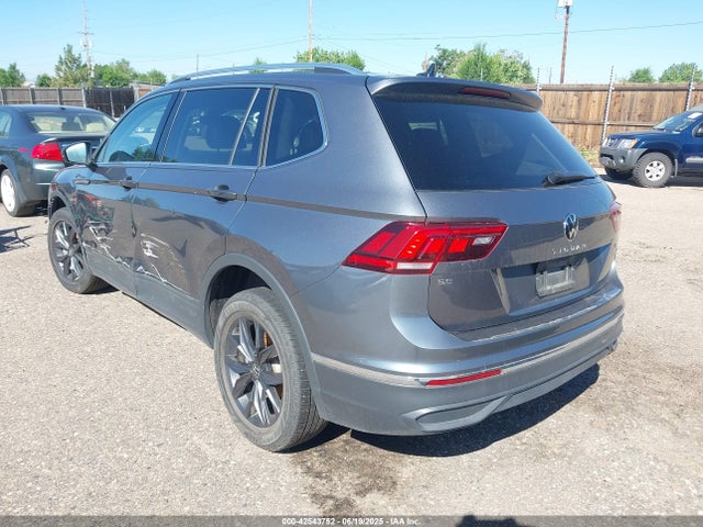 Volkswagen Tiguan 2022 3VV2B7AX6NM166133 Image 3