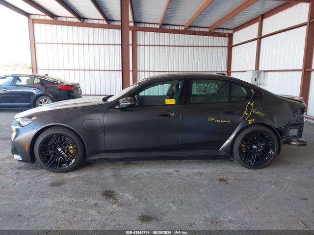 BMW M5 2025 WBS83FK04SCU11874 Image 14
