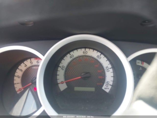 5TFNX4CN8EX035867 Toyota 2tr-fe