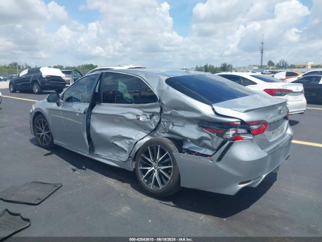 2022 TOYOTA CAMRY 4T1G11AK9NU678078 Photo 2