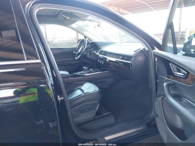 2017 AUDI Q7 WA1LAAF78HD001416 Photo 4