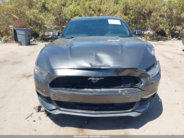 1FA6P8AM5G5303767 Ford 2016