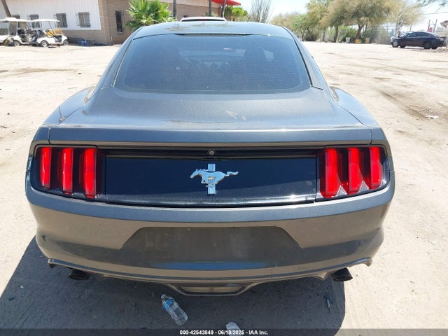 1FA6P8AM5G5303767 Ford 2016