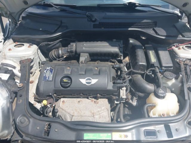 2011 MINI COOPER CLUBMAN WMWZF3C55BTX81658 Photo 9