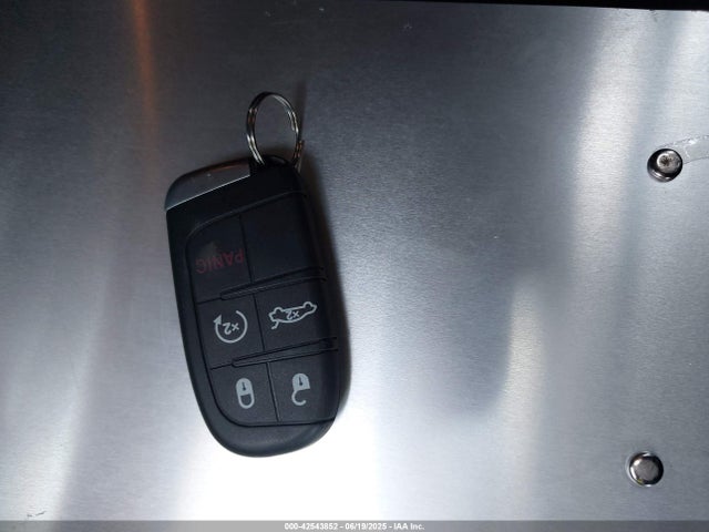 2C3CDXBG3KH632031 Dodge 2019