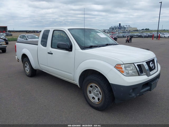 2018 1N6BD0CT1JN712067 main image