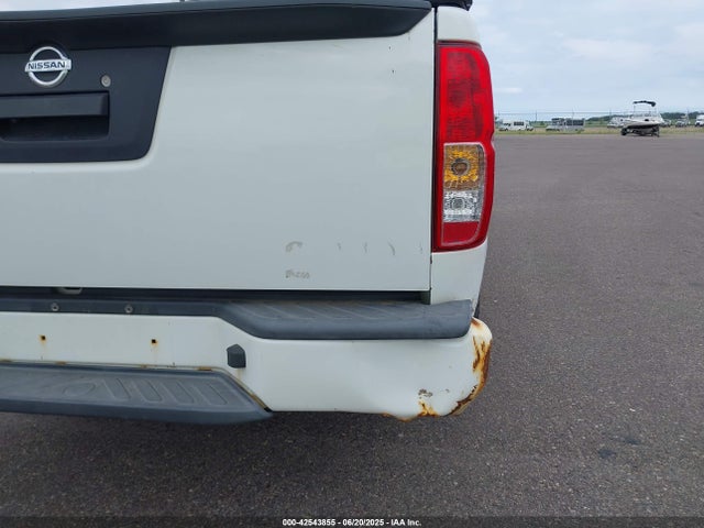 Nissan Frontier 2018 1N6BD0CT1JN712067 Image 17