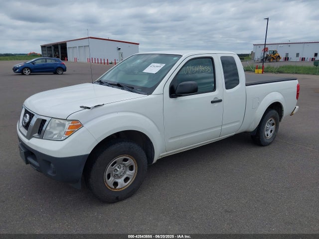 Nissan Frontier 2018 1N6BD0CT1JN712067 Image 2
