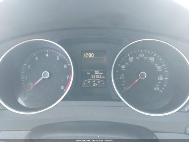 3VWD17AJ4FM323906 Volkswagen Jetta