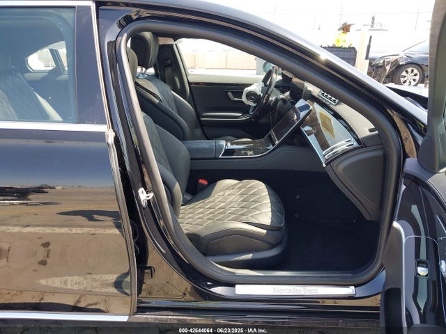 W1K6G7GB9RA259265 Mercedes-Benz m176