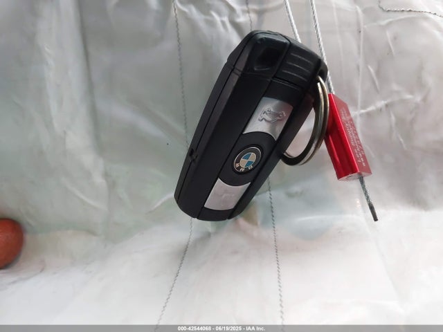 WBAVL1C59FVY31063 BMW X1