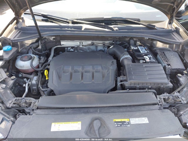 WA1AECF31L1040573 Audi 2020