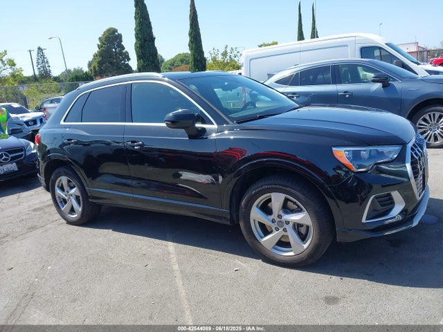 WA1AECF31L1040573 Audi 2020