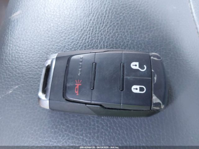 2022 RAM 2500 3C6UR5CJ0NG365846 Photo 10