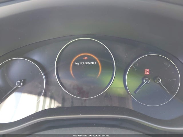 7MMVAADW3SN109713 Mazda cw