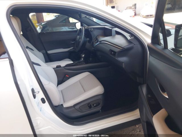 2022 LEXUS UX 250H JTHX9JBH1N2062367 Photo 4