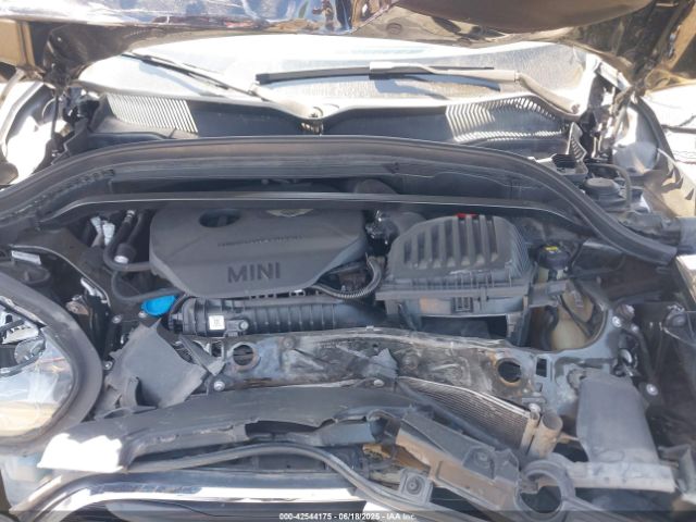 2019 MINI COUNTRYMAN WMZYV5C50K3F57360 Photo 9