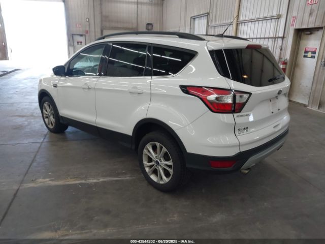 2018 FORD ESCAPE 1FMCU0GD8JUD19615 Photo 2