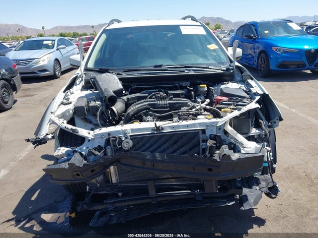 Subaru naturally aspirated 2018 JF2GTABCXJH331353 Image 13